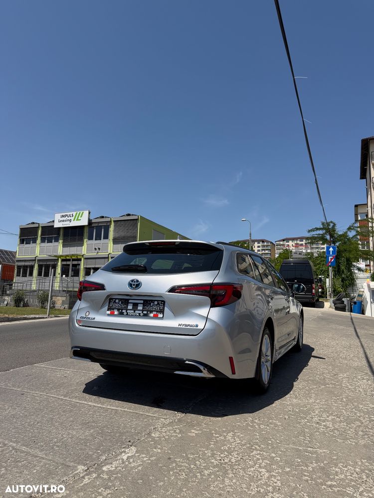 Toyota Corolla 1.8 HSD Business - 5