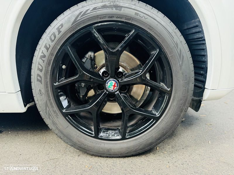 Alfa Romeo Stelvio 2.2 Diesel 16V AT8-Q4 Super - 14