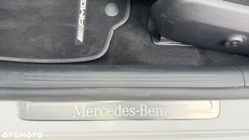 Mercedes-Benz Klasa C 300 d mHEV 4-Matic AMG - 18