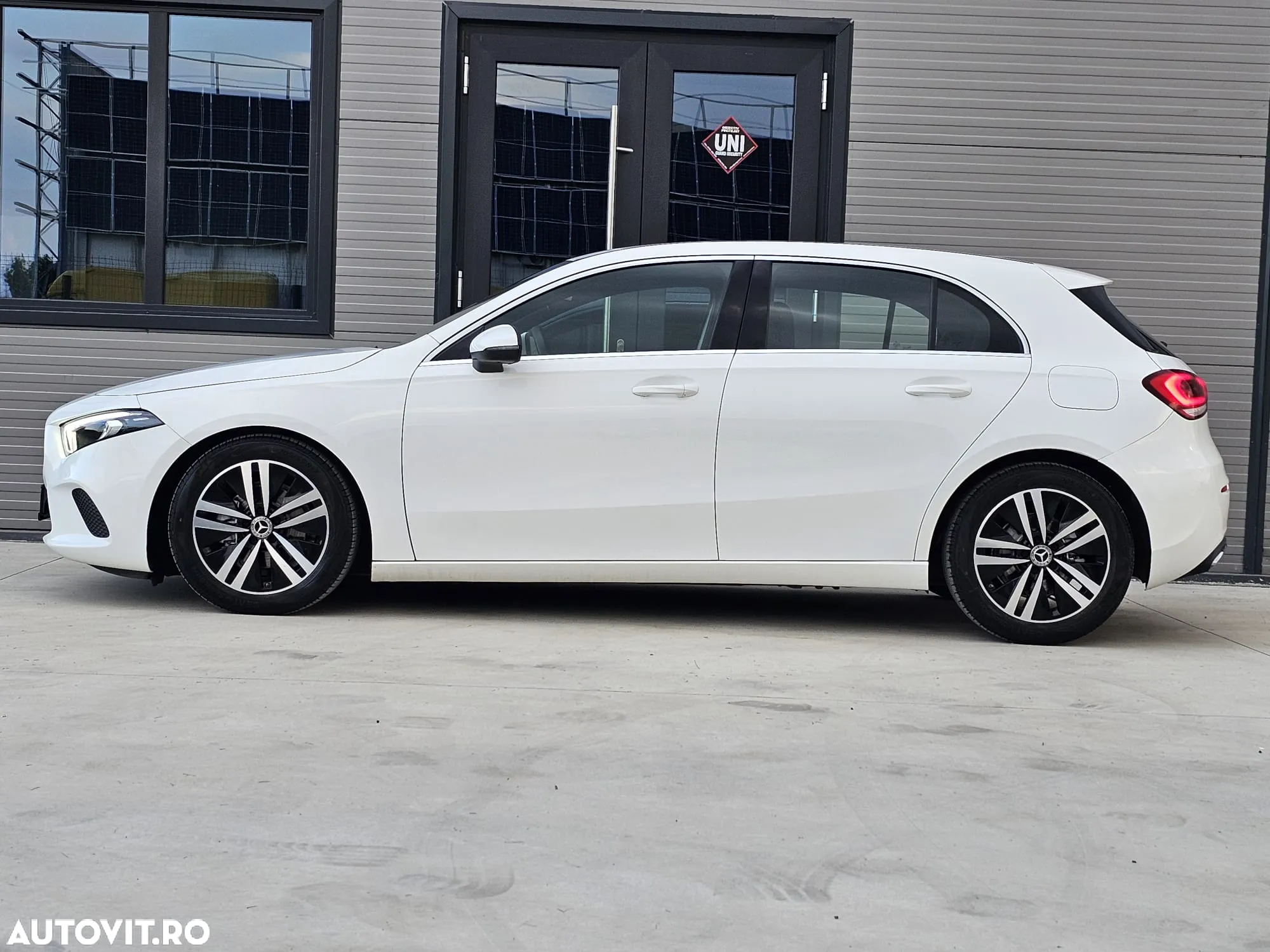 Mercedes-Benz A 180 d Aut. - 9