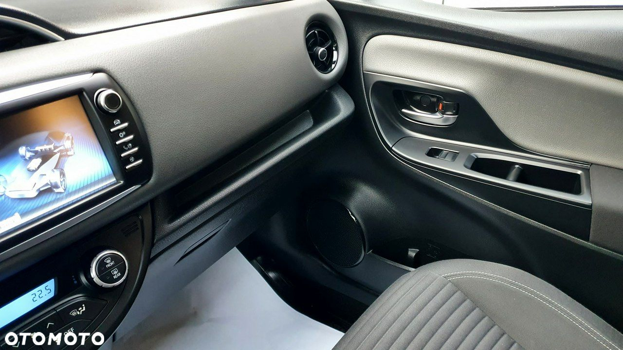 Toyota Yaris - 31