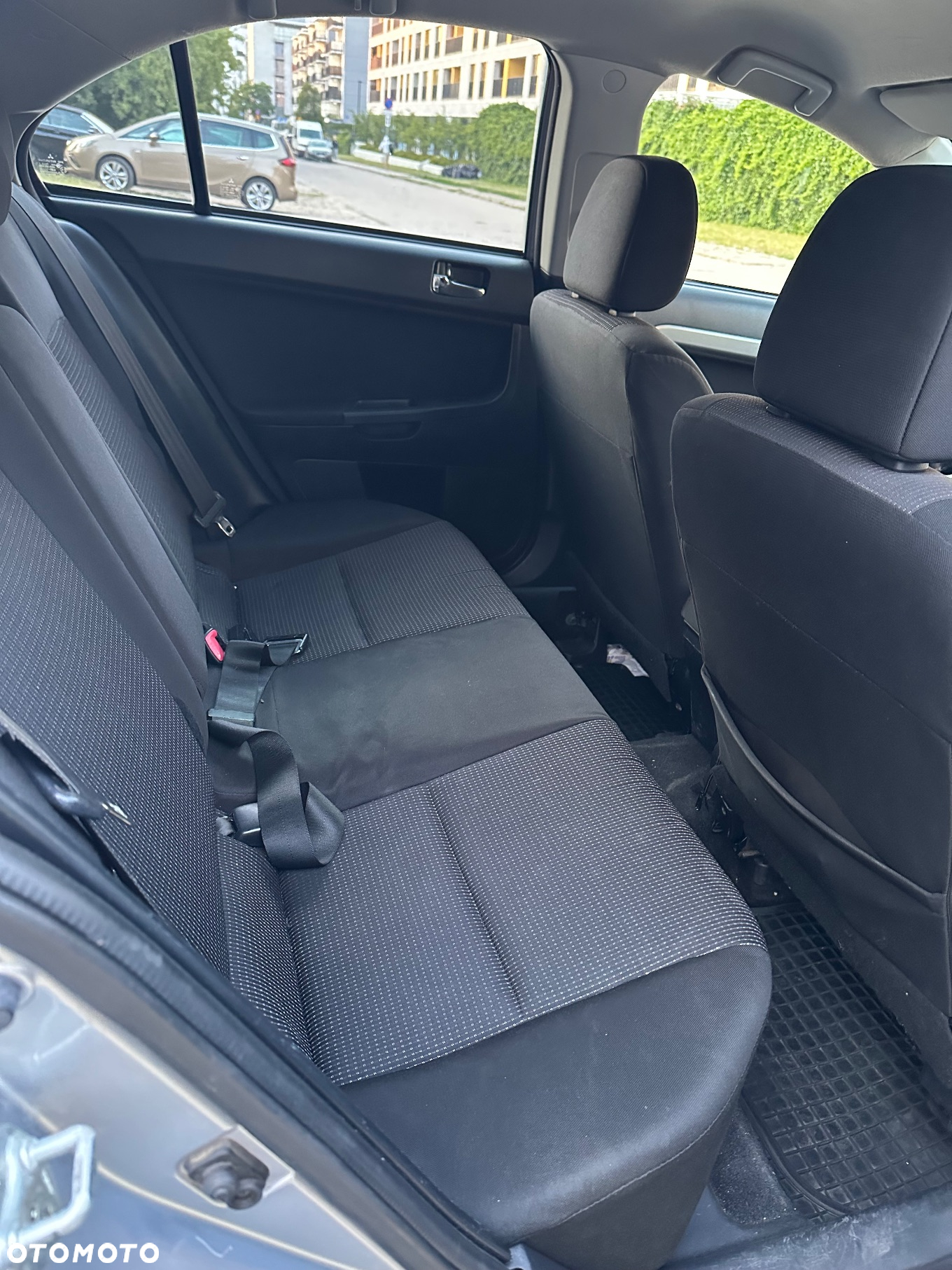 Mitsubishi Lancer 1.8 Intense CVT - 9