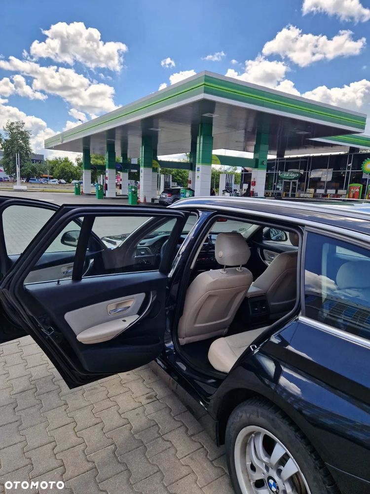 BMW Seria 3 - 12