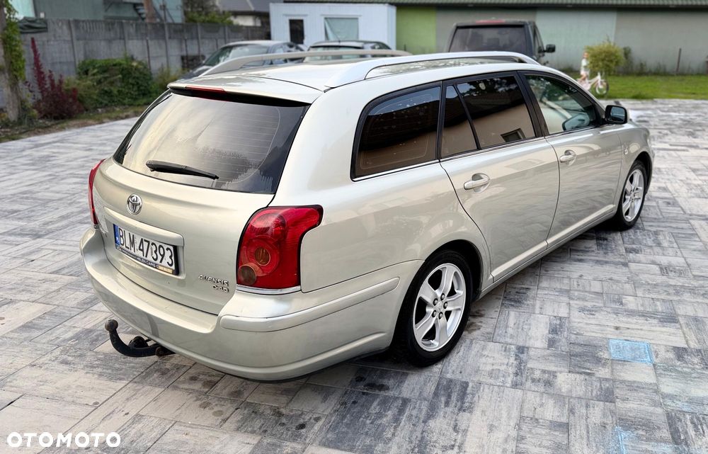 Toyota Avensis 2.0 D-4D Sol - 5