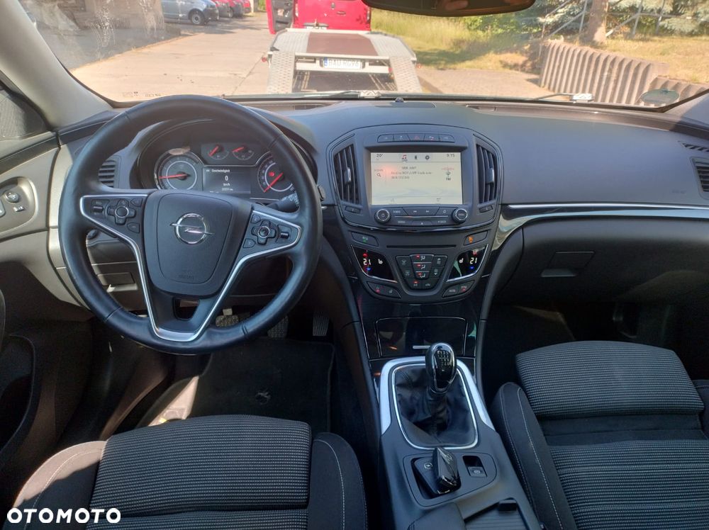 Opel Insignia - 19