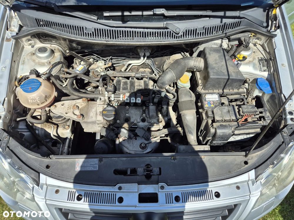 Volkswagen Polo - 9