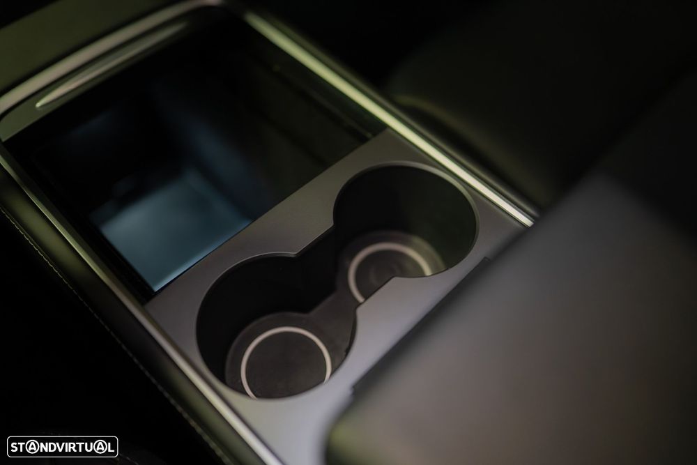 Tesla Model Y RWD - 19