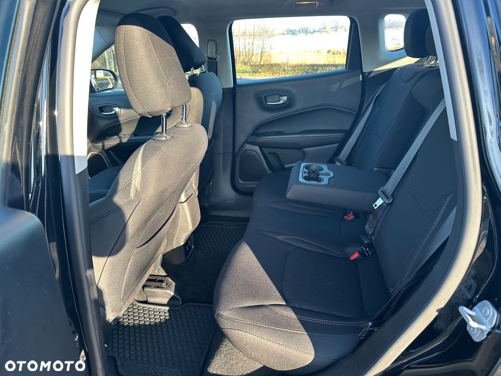 Jeep Compass - 19