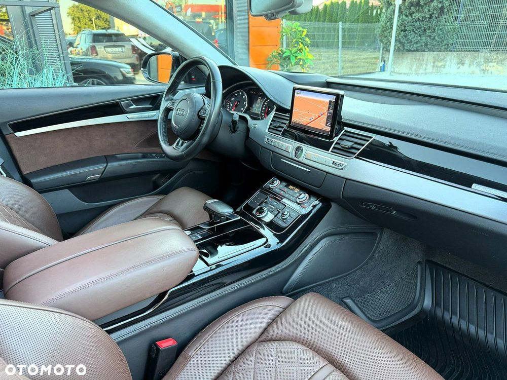 Audi A8 4.0 TFSI L Quattro - 27
