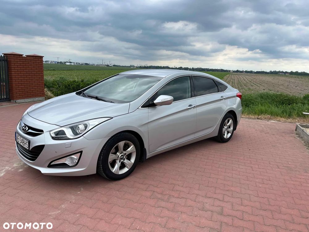 Hyundai i40 1.7 CRDi Comfort + - 1