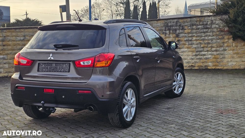 Mitsubishi ASX 1.8 DI-D 2WD Intense - 2