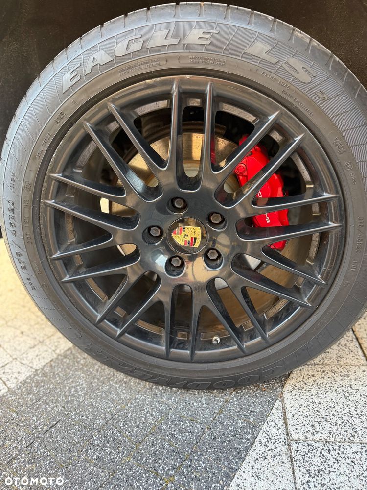 Porsche Cayenne - 9