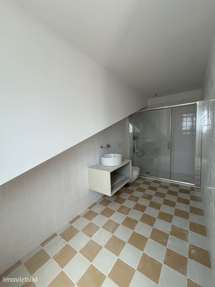 Apartamento T2 NOVO  c/ Terraço,Cozinha Equipada, no Centro de Braga! - Grande imagem: 4/12