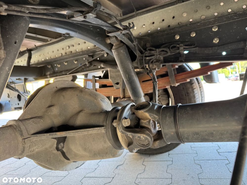 Iveco Daily 3.0 35C16 winda kontener - 11