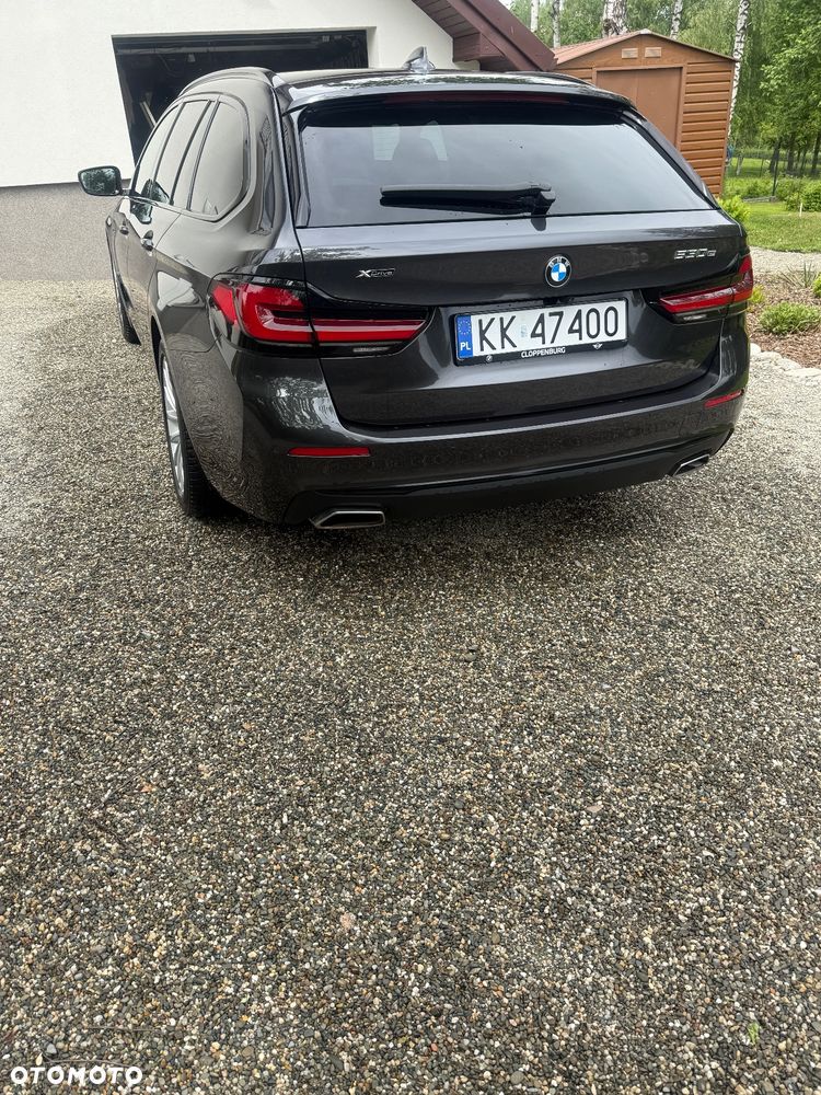 BMW Seria 5 530e xDrive PHEV M Sport - 4
