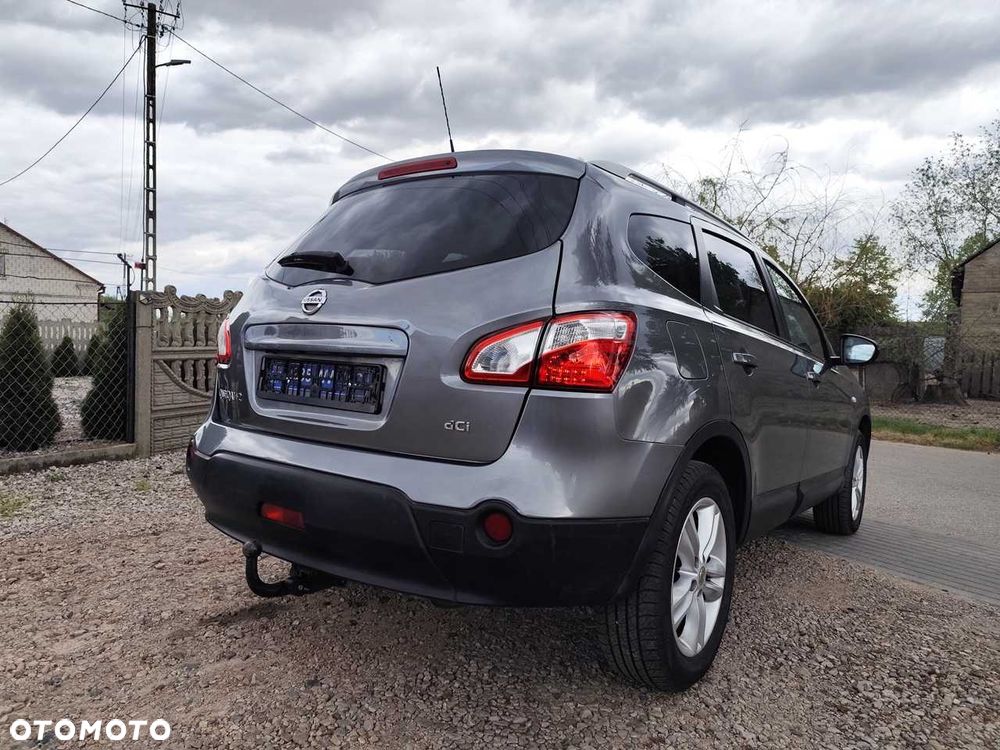 Nissan Qashqai+2 - 1
