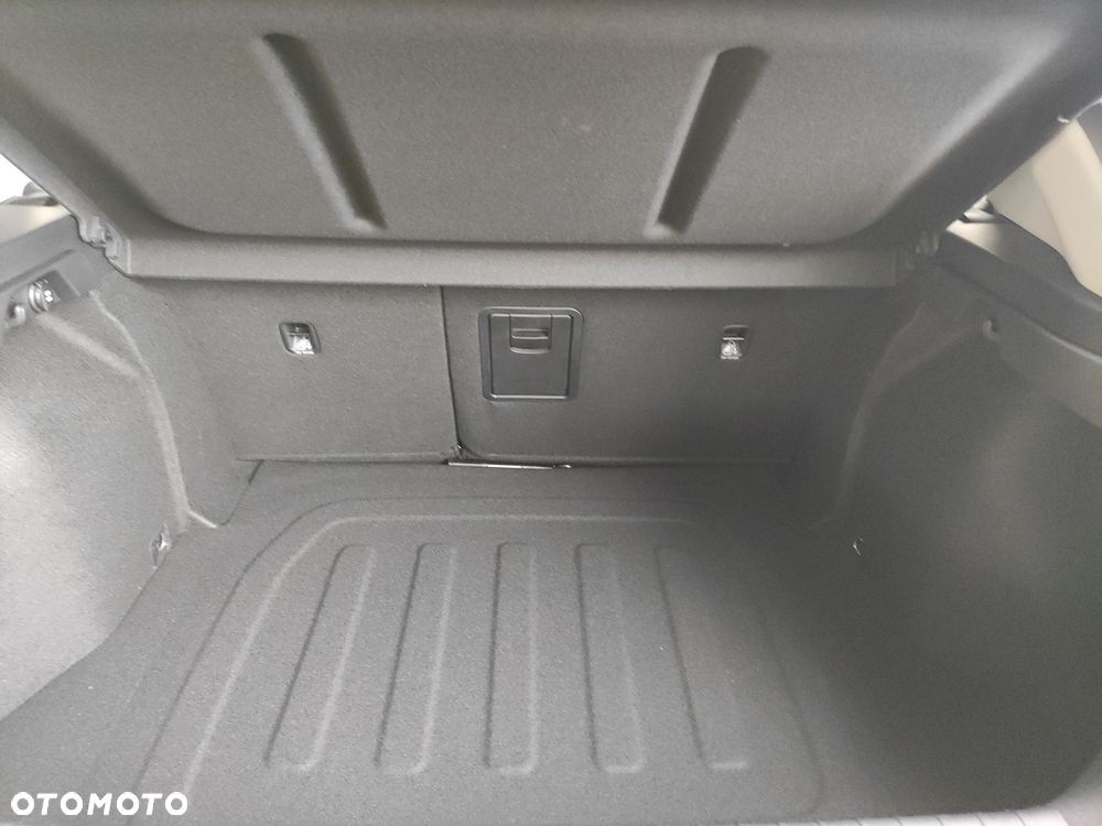 Kia K4 1.6 T-GDI L - 16