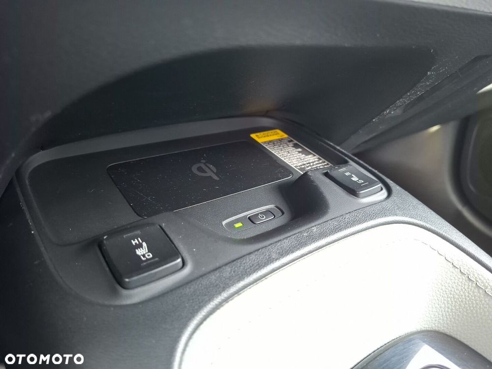 Toyota Corolla 1.8 Hybrid GPF Executive - 28
