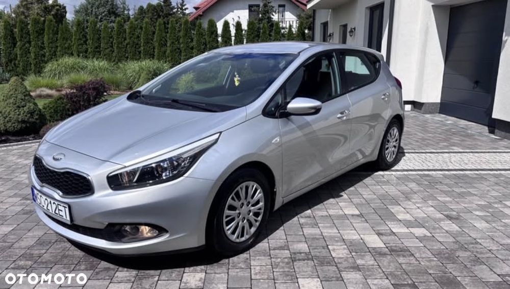 Kia Ceed - 7