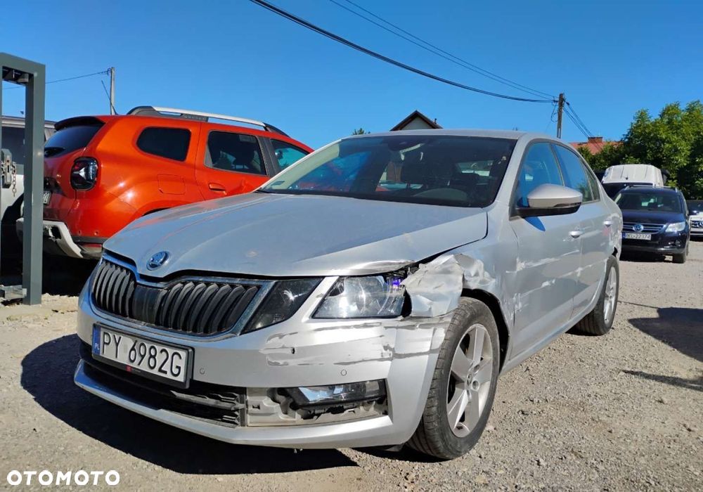 Skoda Octavia - 3