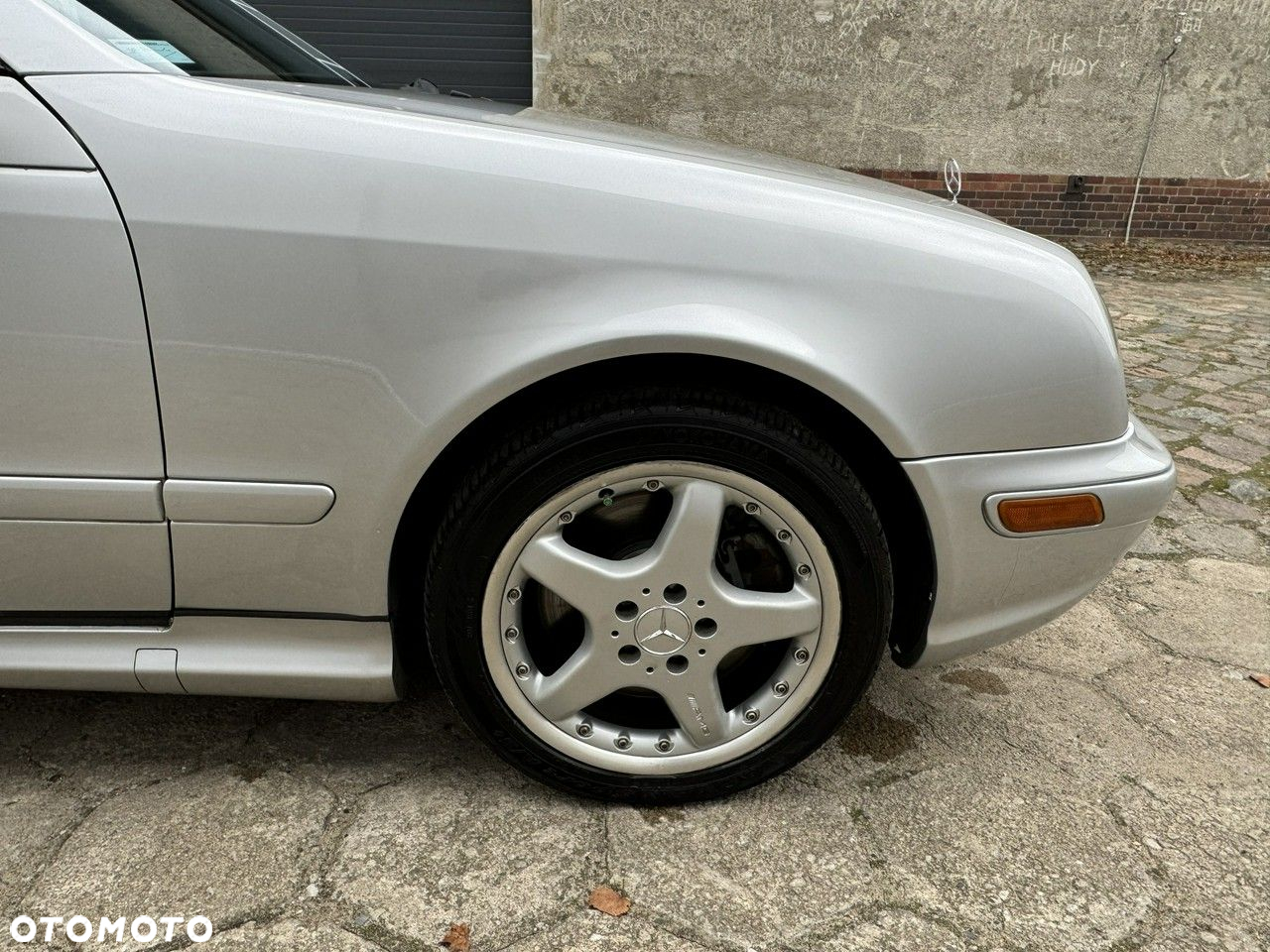 Mercedes-Benz CLK - 19