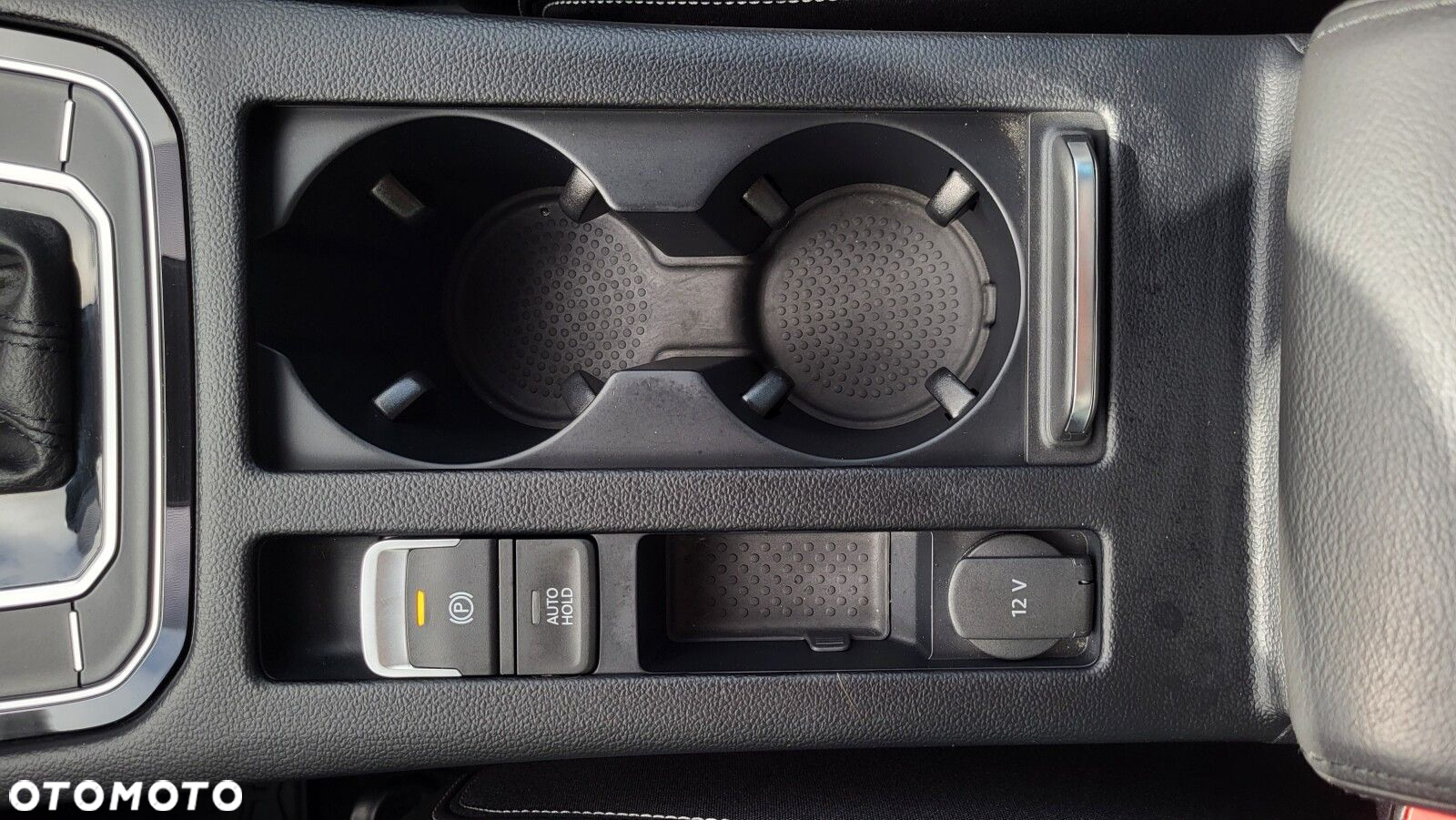 Volkswagen Passat - 30