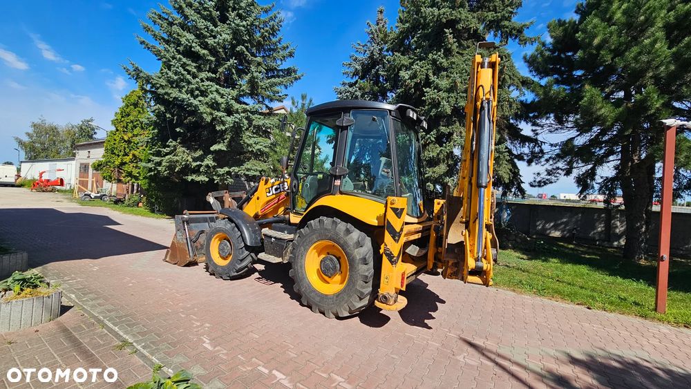 JCB 3 CX CONTRACTOR - 2