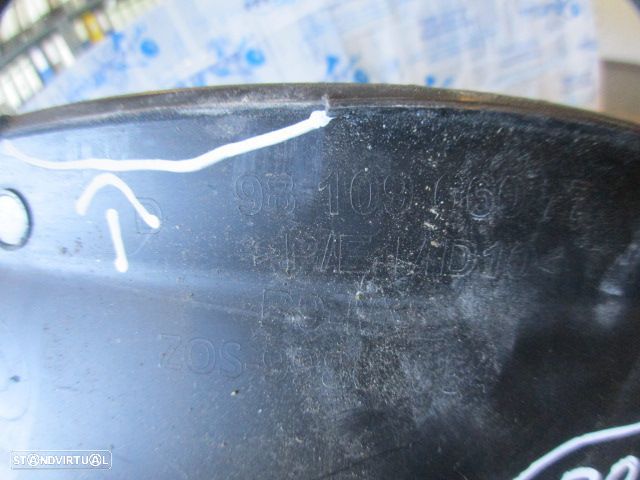 Grelha Friso 9810966077 CITROEN BERLINGO 2014 1.6 HDI 0P FRT DRT Apoio Danificado GRE PC FAROL DE NEVOEIRO - 4