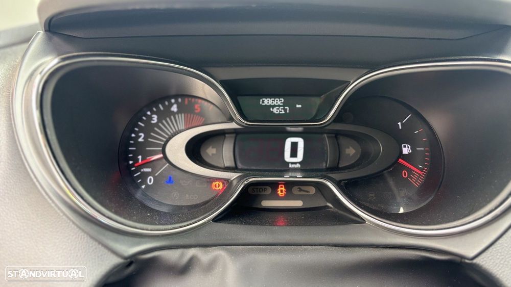 Renault Captur 1.5 dCi Exclusive XMOD - 14