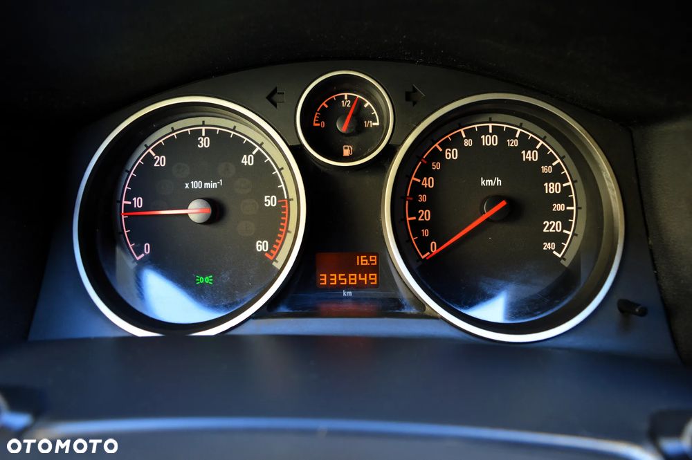 Opel Astra 1.9 CDTI Edition - 39
