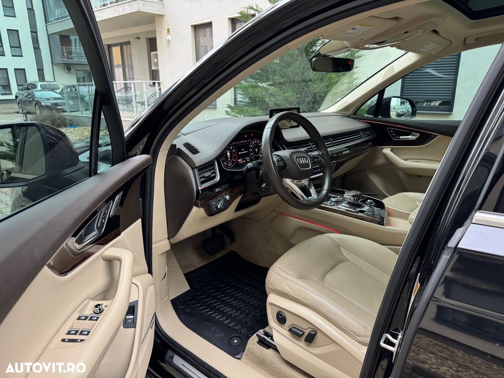 Audi Q7 3.0 TFSI Quattro Tiptronic - 17