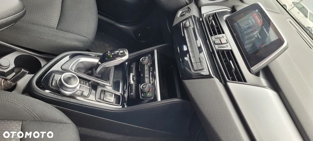 BMW Seria 2 216d Active Tourer - 27