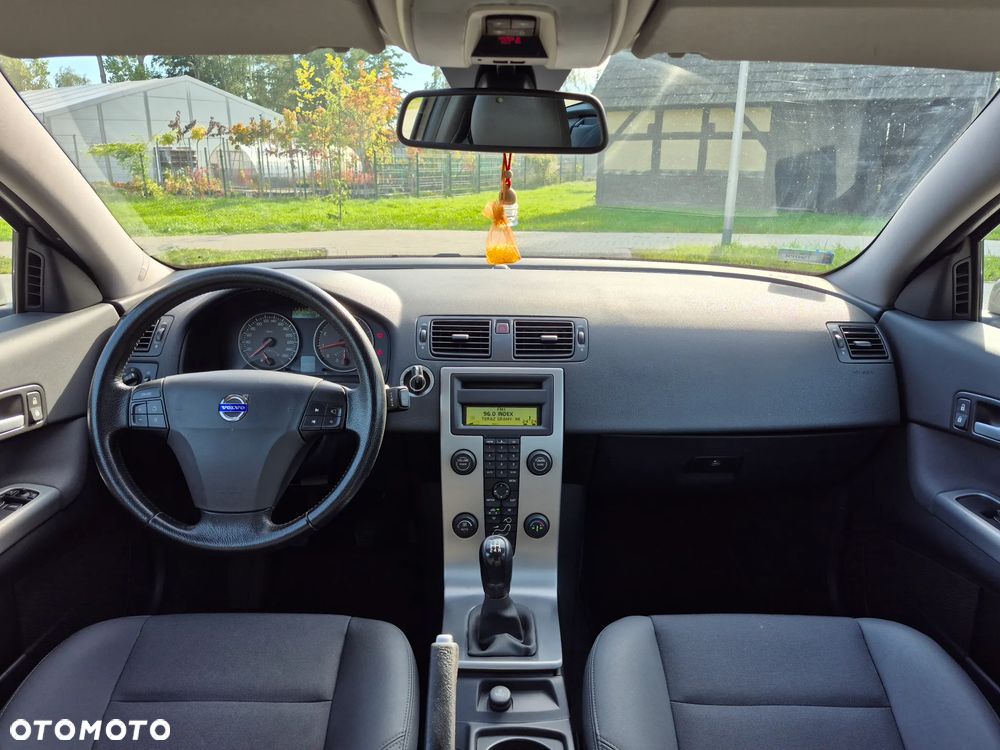 Volvo C30 1.8 Momentum - 13