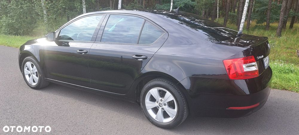 Skoda Octavia 1.5 TSI ACT DSG Style - 5