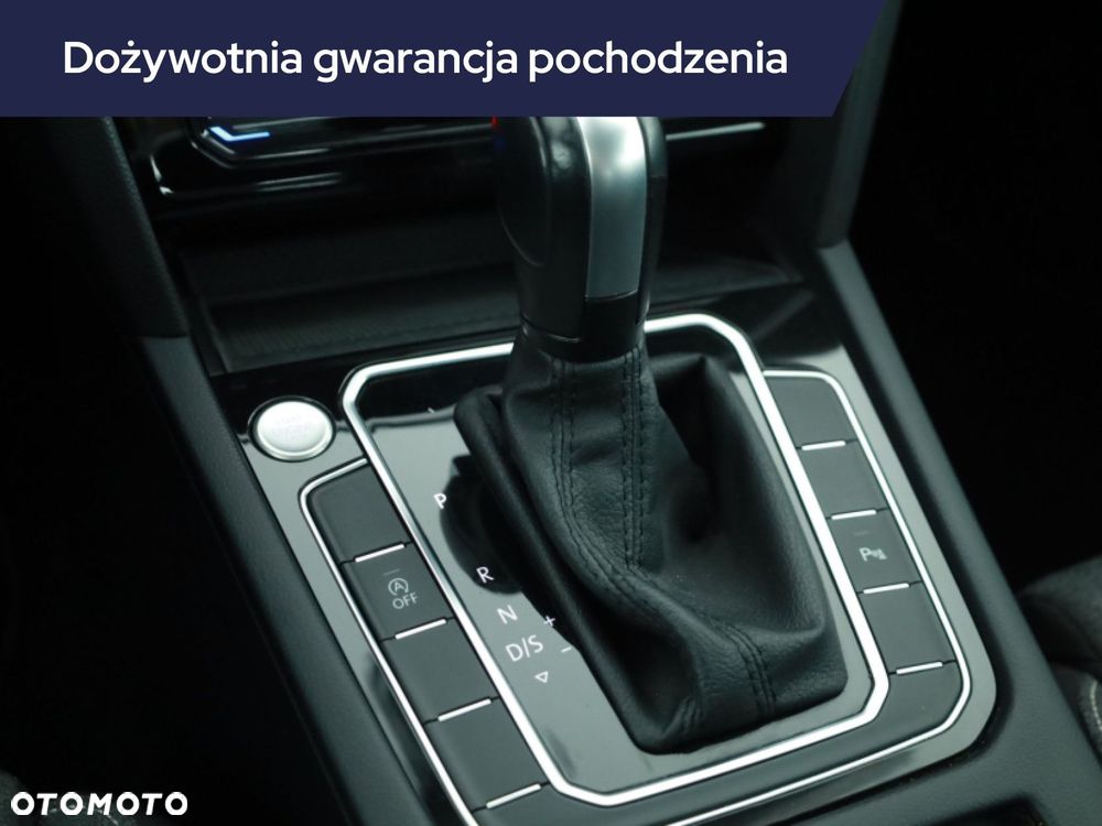 Volkswagen Passat Variant - 17