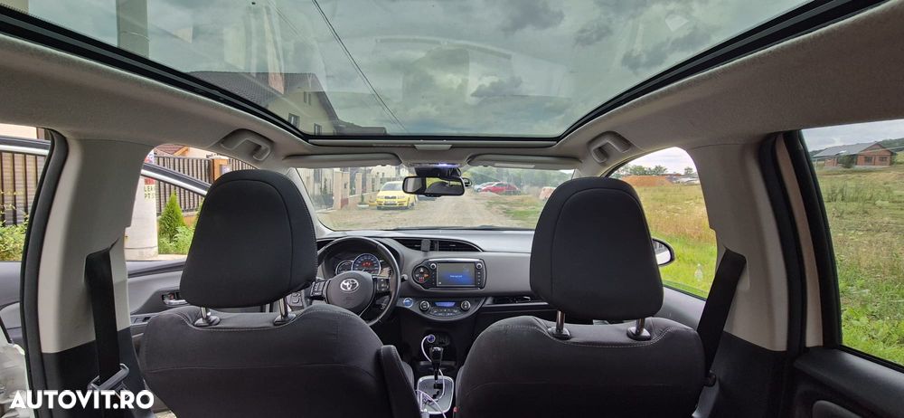 Toyota Yaris - 11
