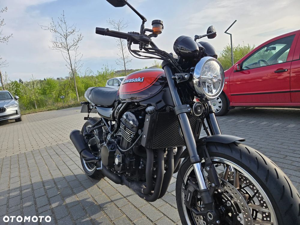 Kawasaki Z 900 RS - 8