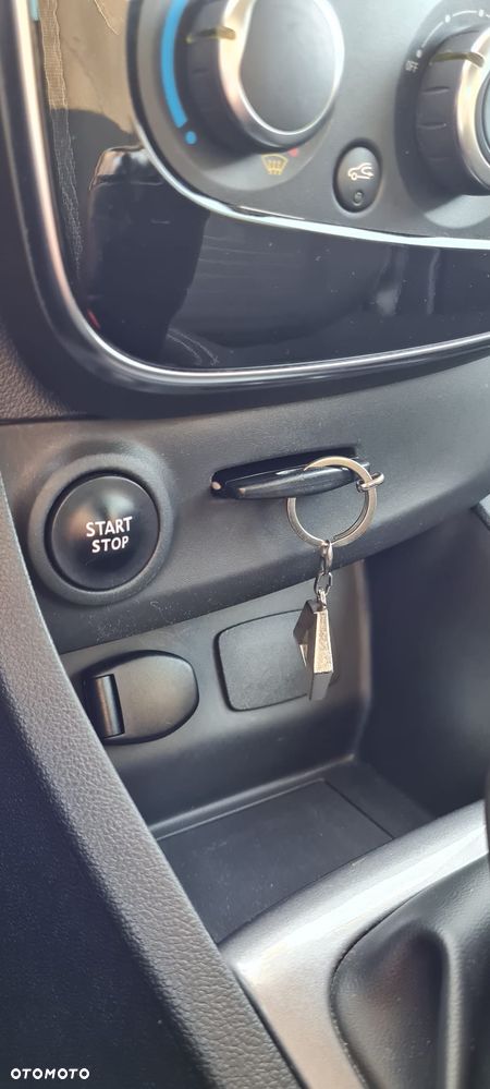 Renault Clio 1.2 16V Limited - 17