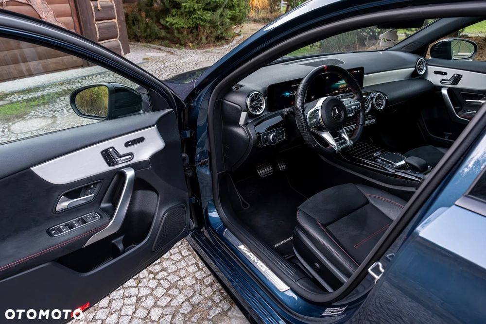 Mercedes-Benz Klasa A 35 AMG 4-Matic 7G-DCT - 21