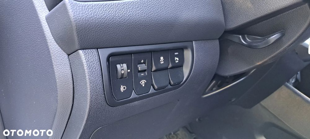 Kia Rio - 24