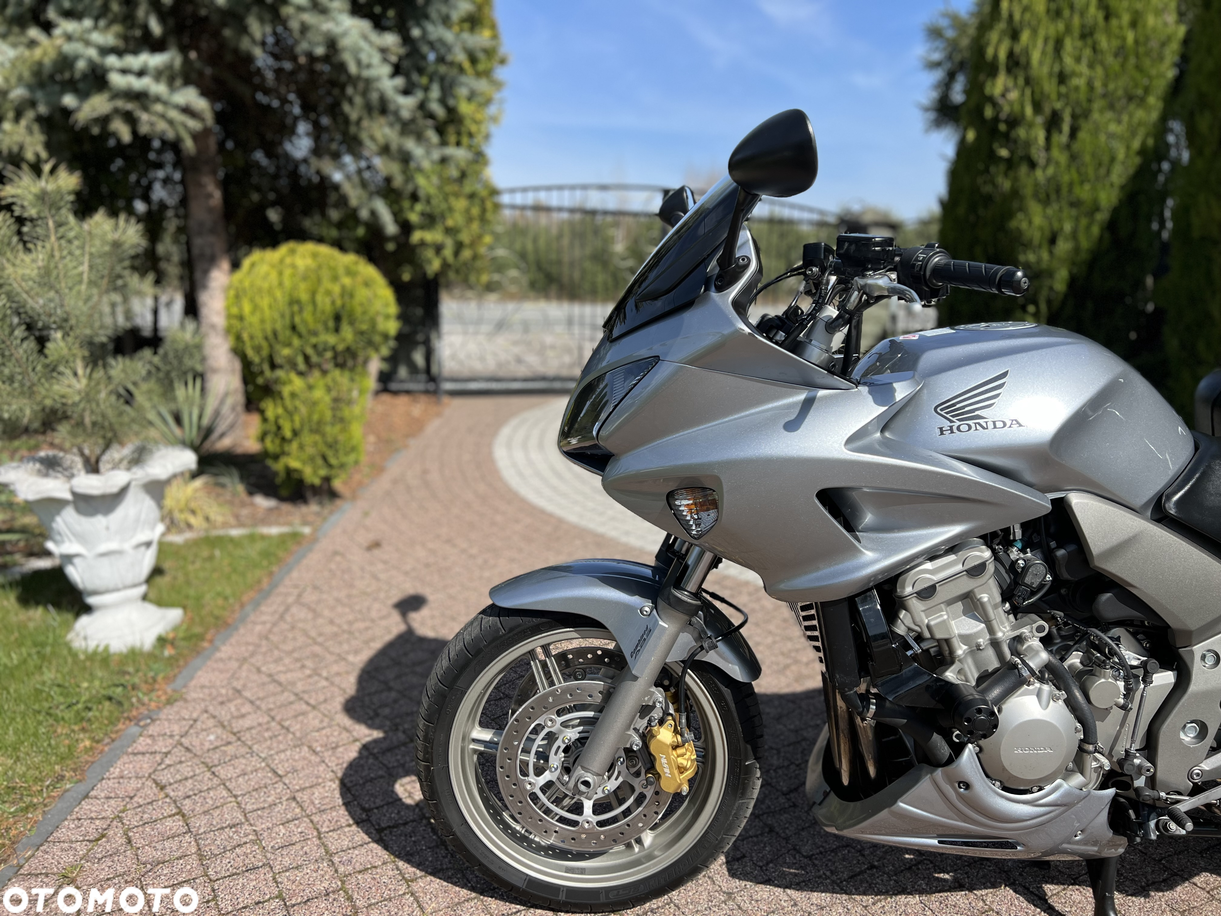 Honda CBF - 30
