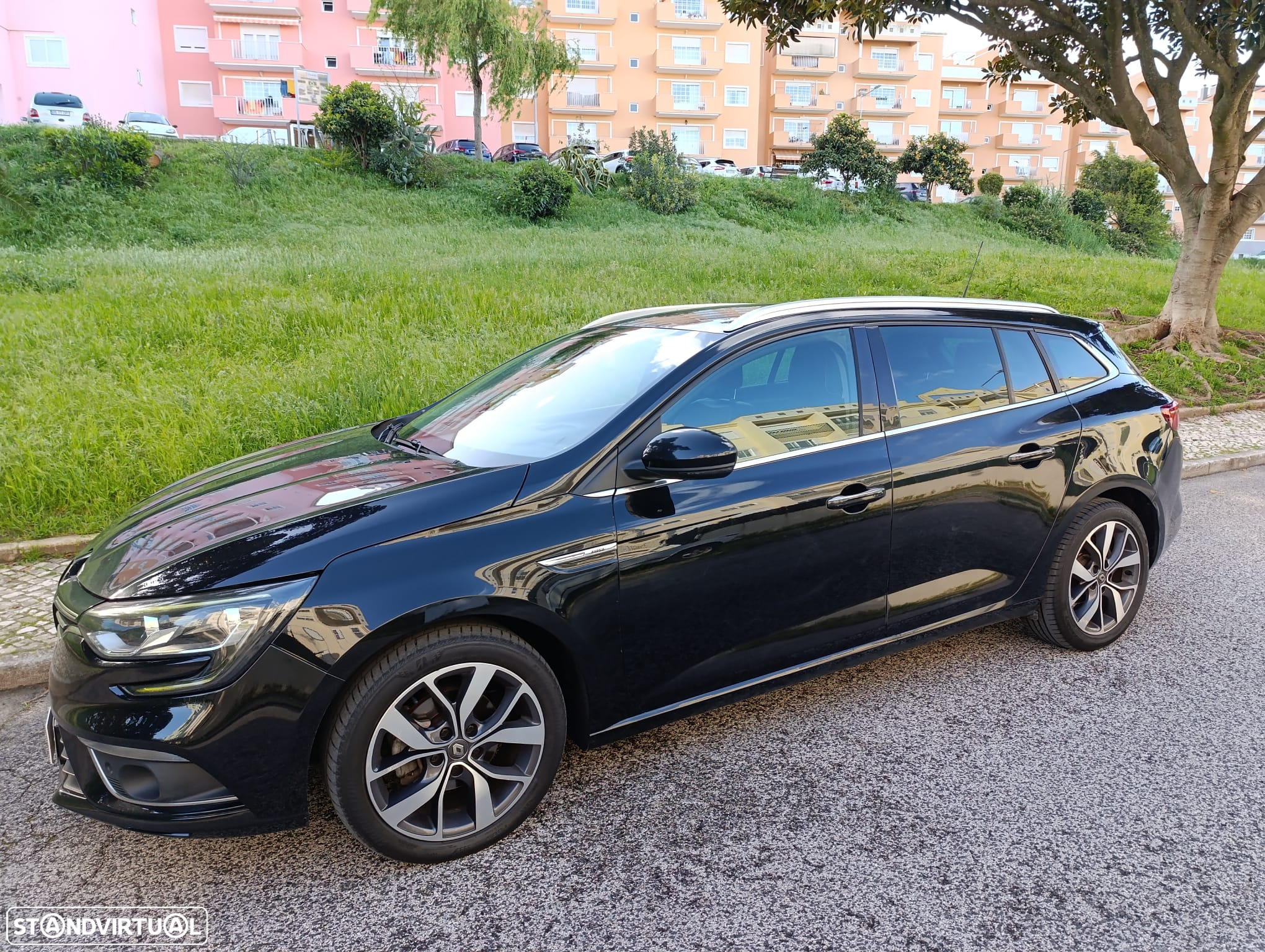 Renault Mégane Sport Tourer 1.5 dCi Bose Edition J18 - 2