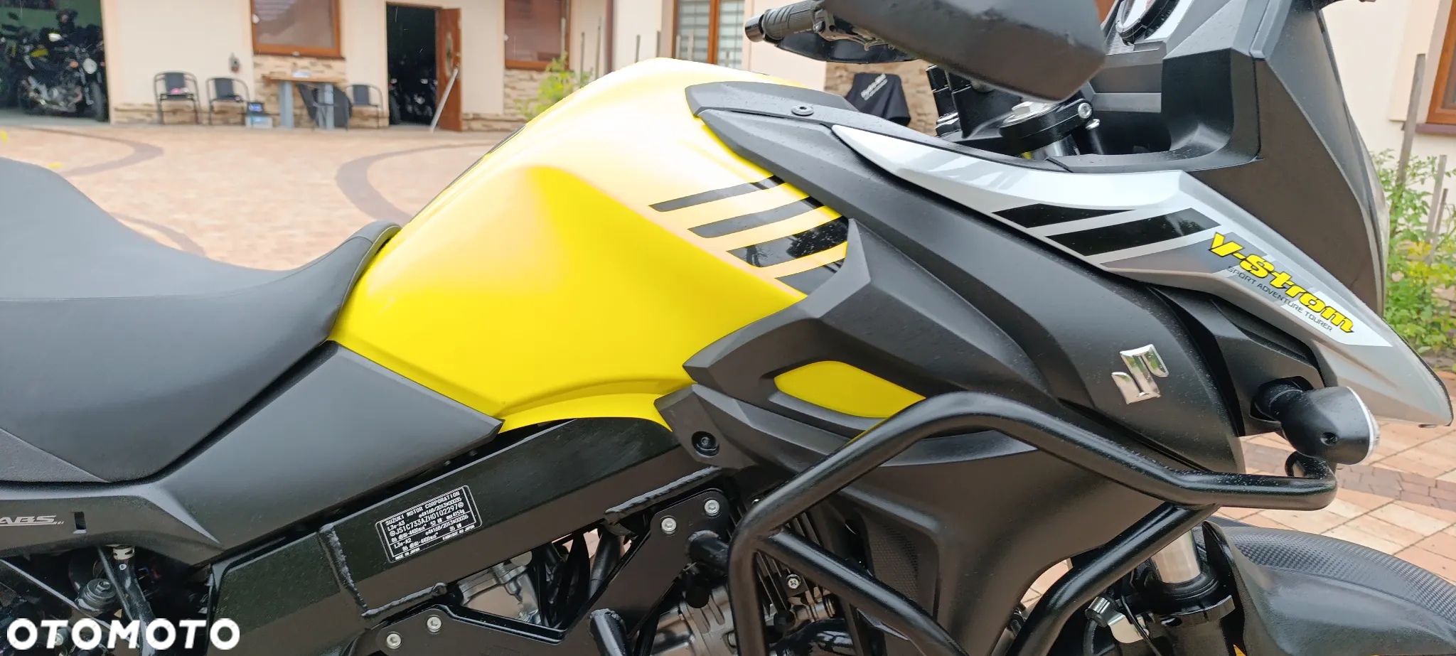 Suzuki V-STROM - 26