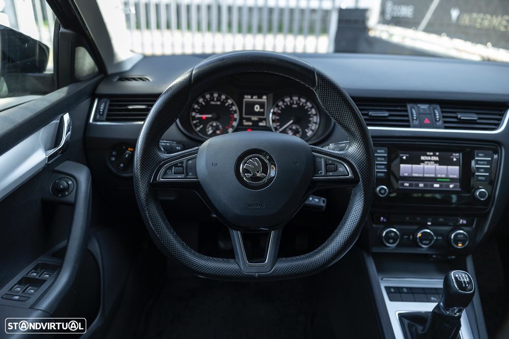 Skoda Octavia Break 1.6 TDi Elegance - 9