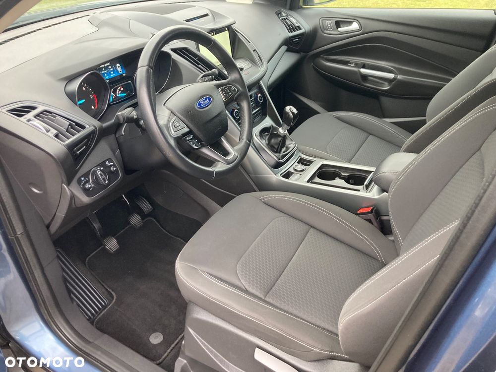 Ford Kuga 2.0 TDCi 4x2 Titanium - 5