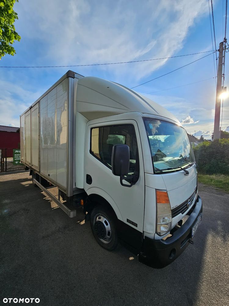 Nissan Cabstar - 4