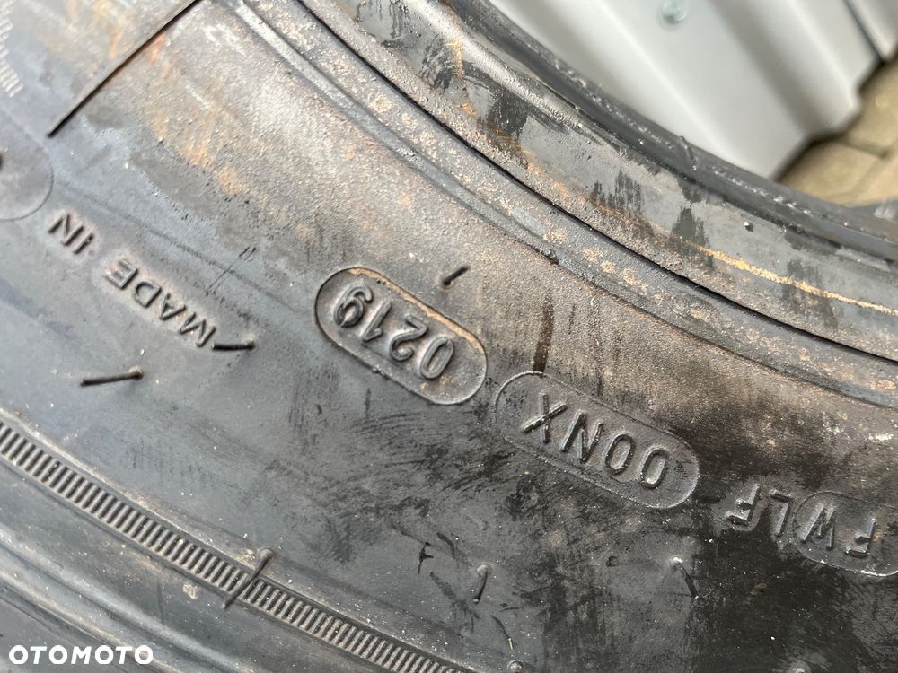 NOWA Opona Michelin X Multi 215/75R 17.5” - 5