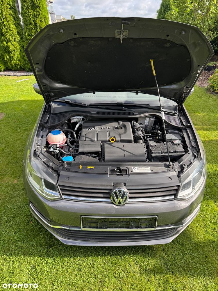 Volkswagen Polo 1.4 TDI (Blue Motion Technology) Comfortline - 8