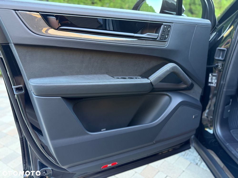 Porsche Cayenne GTS Tiptronic S - 19