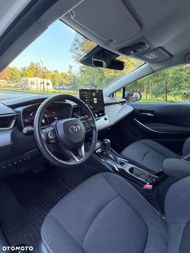 Toyota Corolla 1.8 Hybrid Comfort - 12